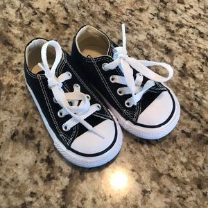 Size 5 toddler converse